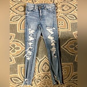 This jeans are just what you fav young lady wants. GREAT DEAL!!!